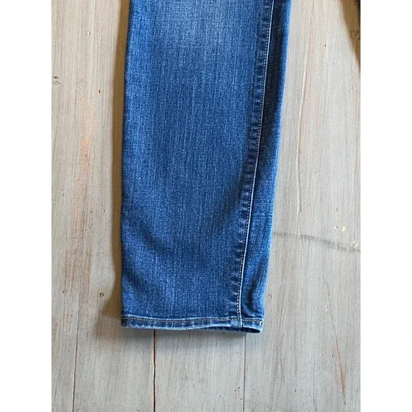 Old Navy Curvy Profile Mid-Rise Jeans Blue Distressed Stretch Denim Womens 12 - Picture 15 of 15
